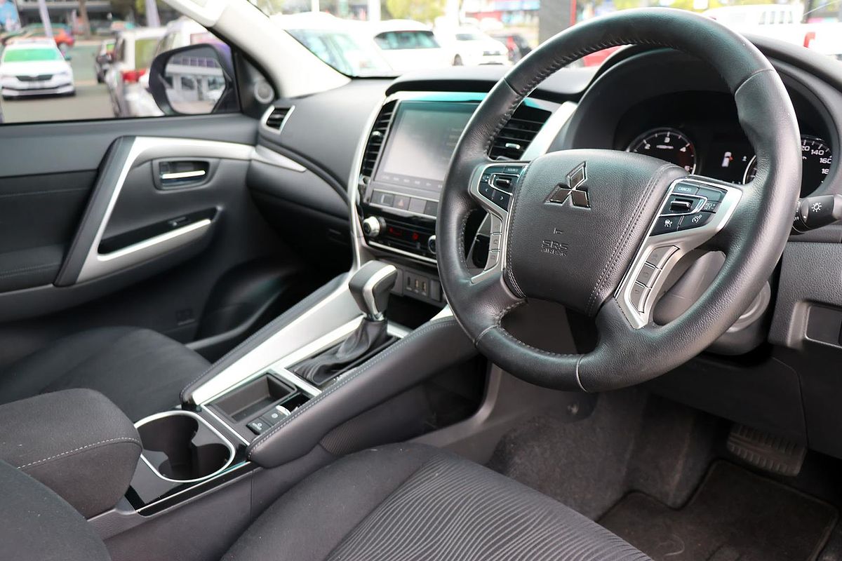 2023 Mitsubishi Pajero Sport GLX QF