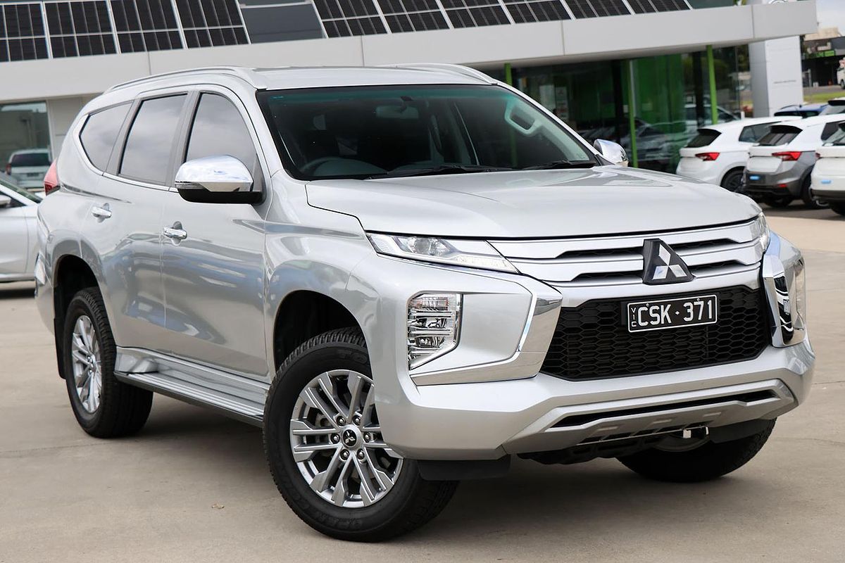 2023 Mitsubishi Pajero Sport GLX QF