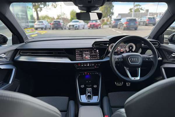 2024 Audi A3 35 TFSI S line GY