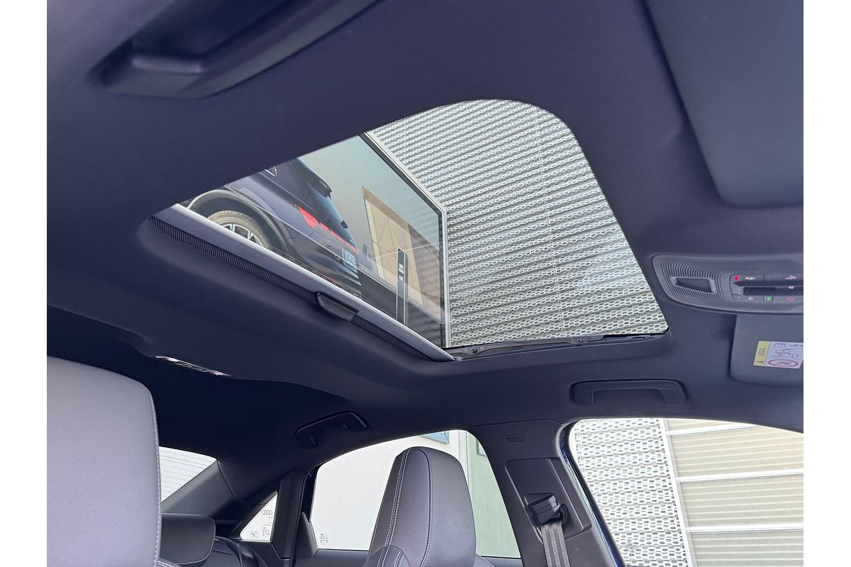 2024 Audi A3 35 TFSI S line GY