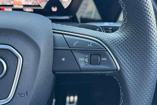 2024 Audi A3 35 TFSI S line GY