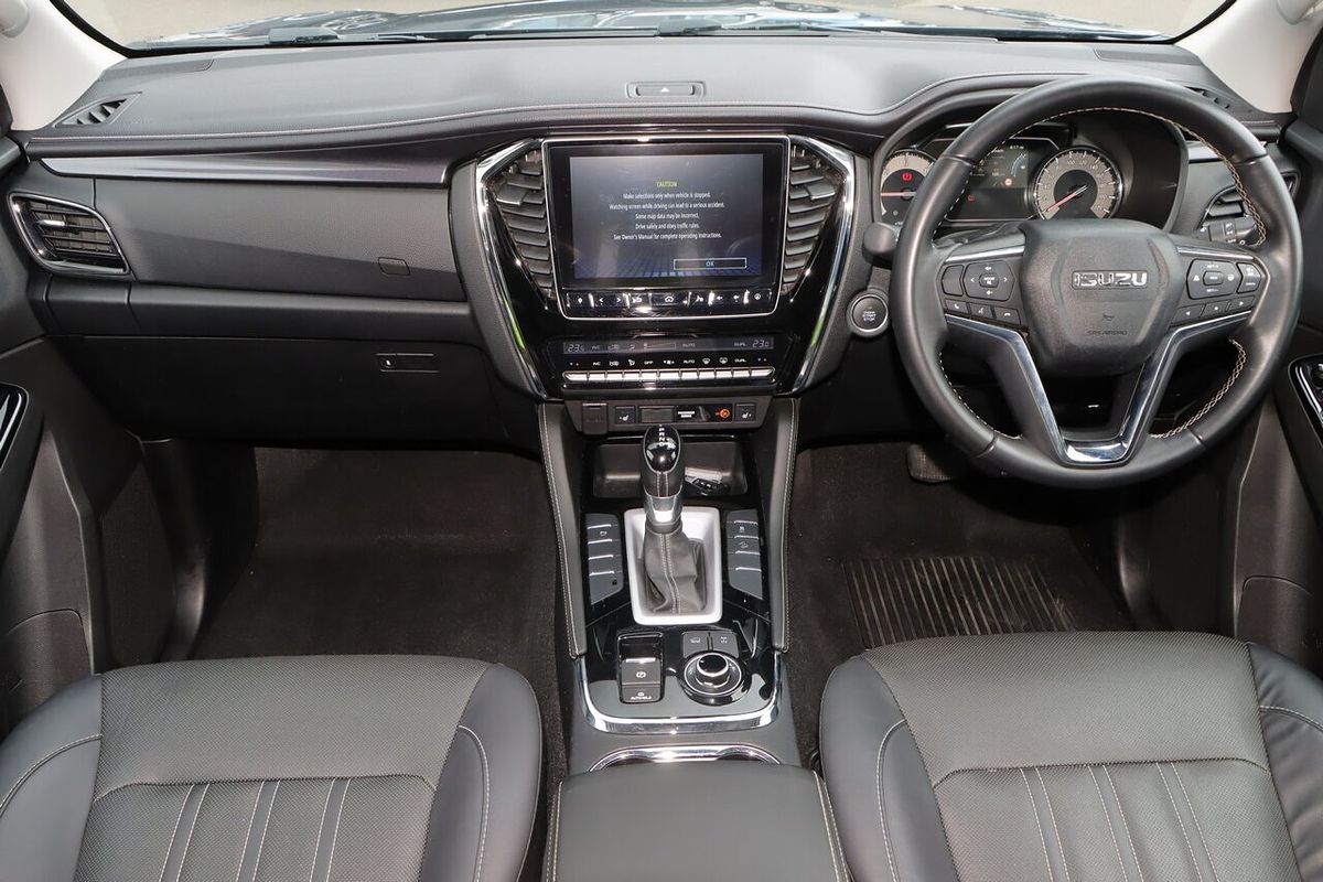 2022 Isuzu MU-X LS-T