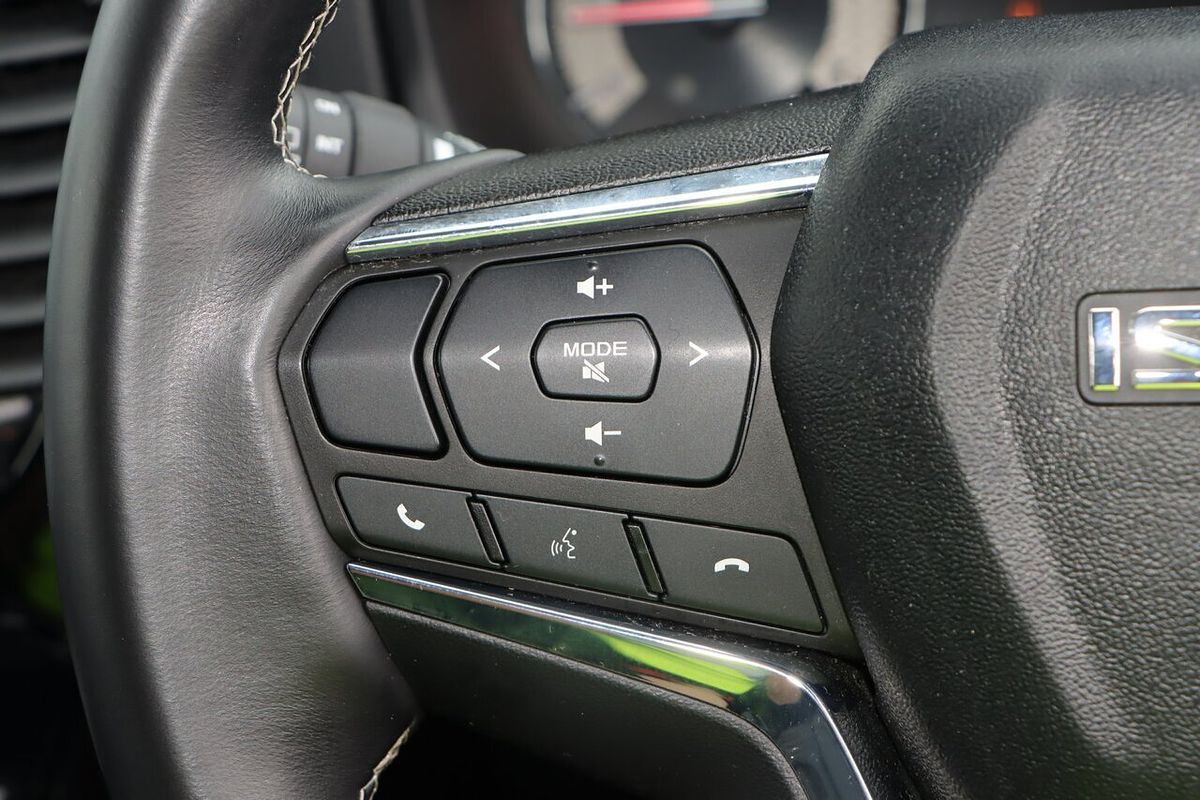 2022 Isuzu MU-X LS-T