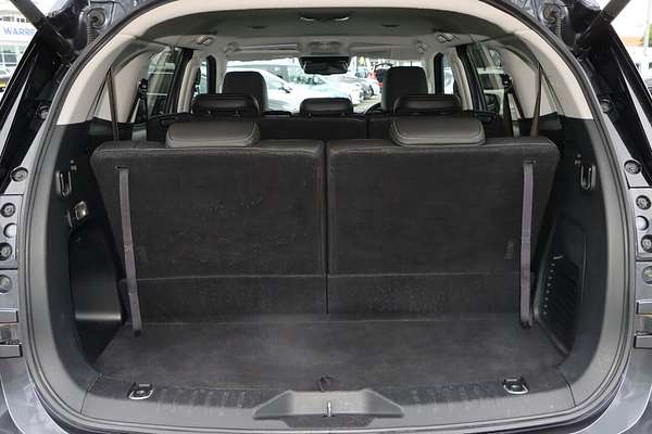 2022 Isuzu MU-X LS-T