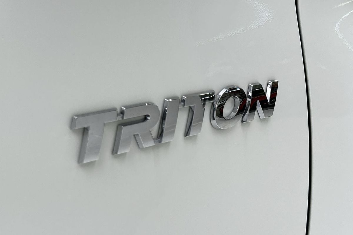 2023 Mitsubishi Triton GLX MR 4X4