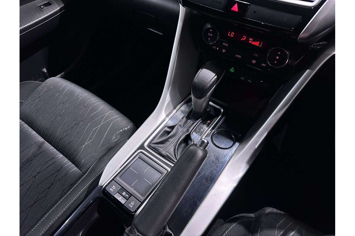 2020 Mitsubishi Eclipse Cross Black Edition YA