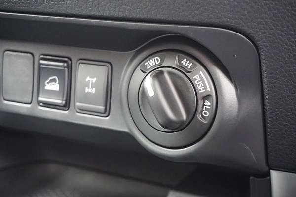 2023 Nissan Navara SL D23 4X4