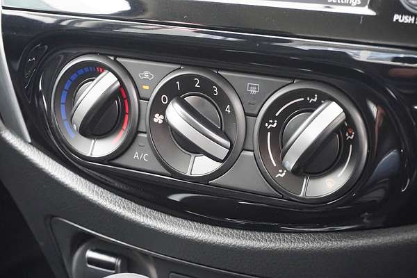 2023 Nissan Navara SL D23 4X4