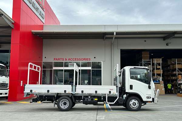 2025 Isuzu NPR 45/55-155 Manual MWB Tradepack NO ADBLUE OR DPD  4x2