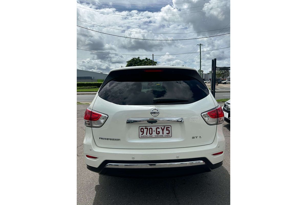 2016 Nissan Pathfinder ST R52