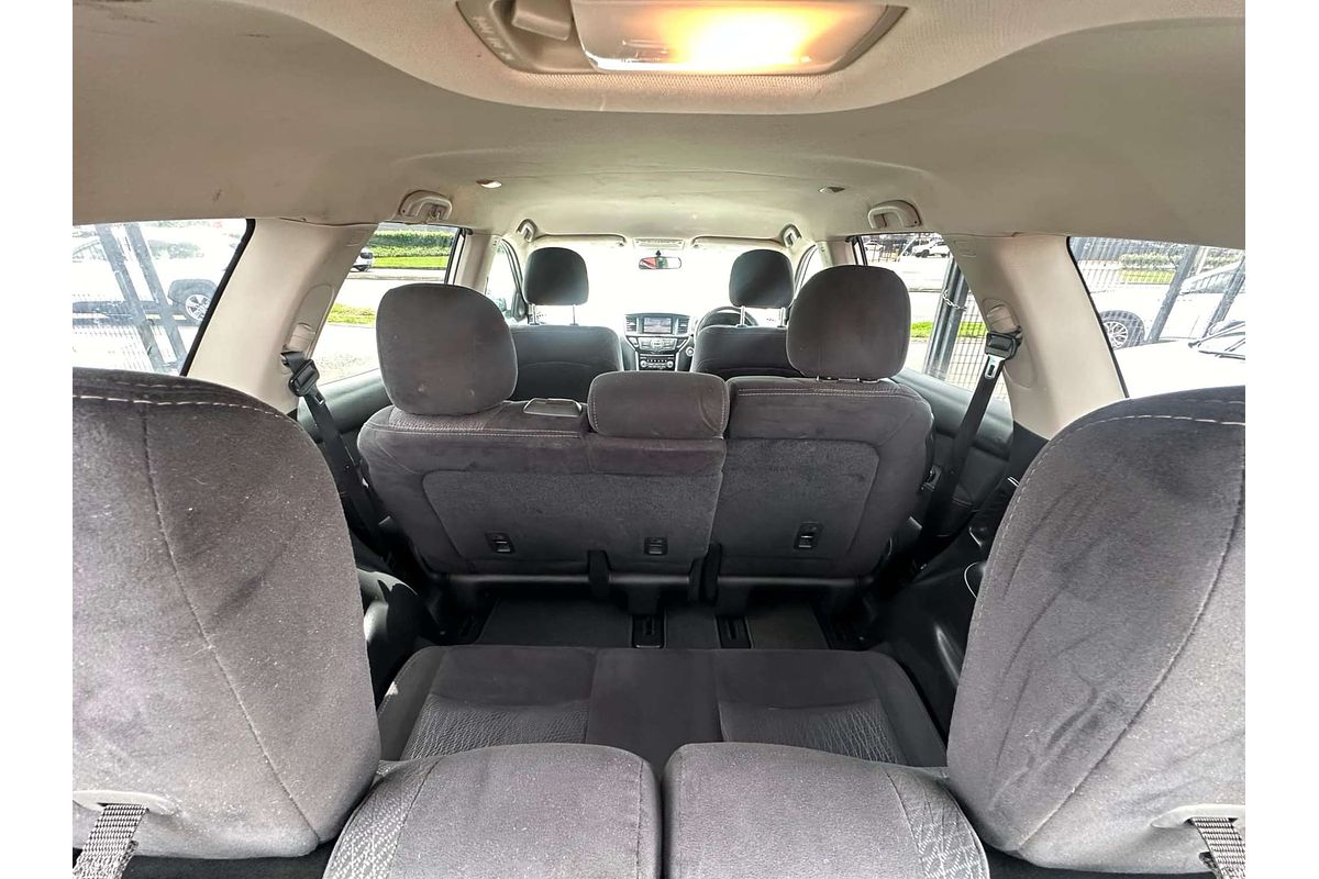 2016 Nissan Pathfinder ST R52