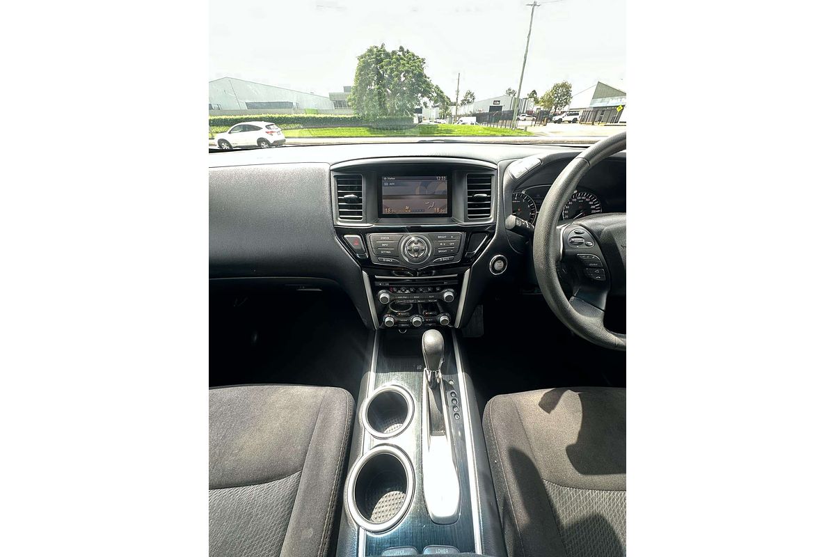 2016 Nissan Pathfinder ST R52