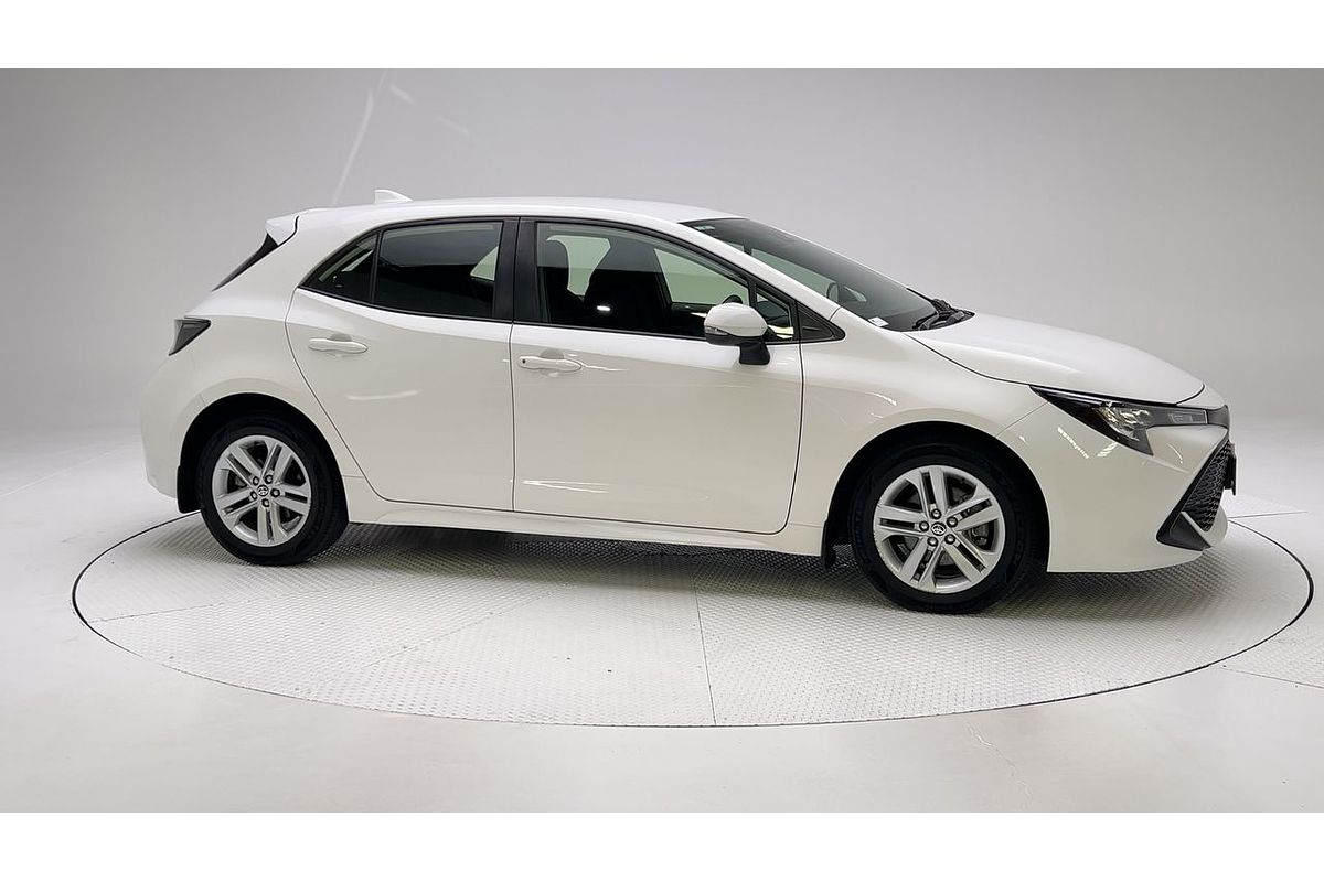 2020 Toyota Corolla Ascent Sport MZEA12R