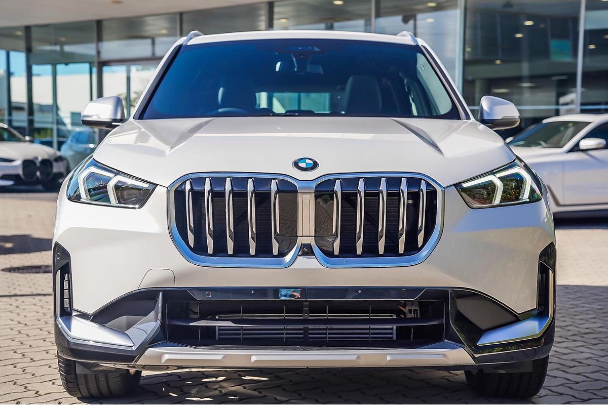 2024 BMW X1 sDrive18i U11