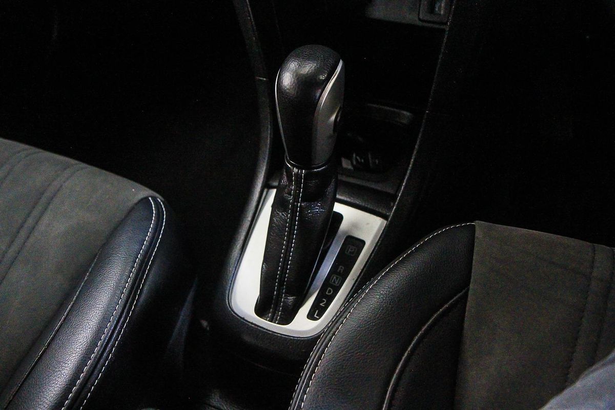 2016 Suzuki Swift GLX Navigator FZ