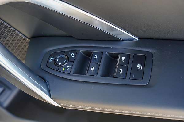 2024 BMW X1 sDrive18i U11