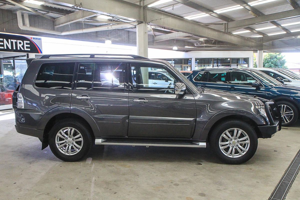2017 Mitsubishi Pajero GLX NX