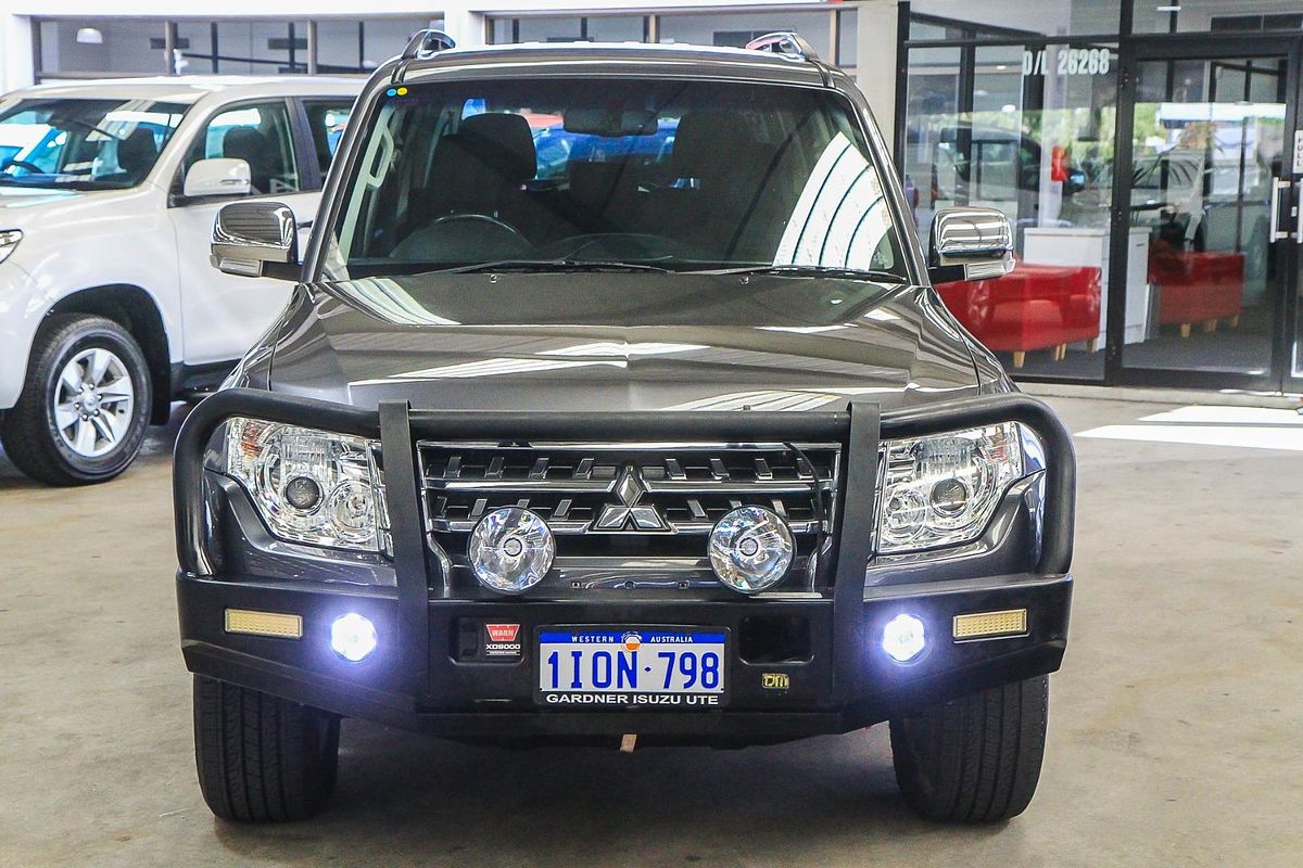 2017 Mitsubishi Pajero GLX NX