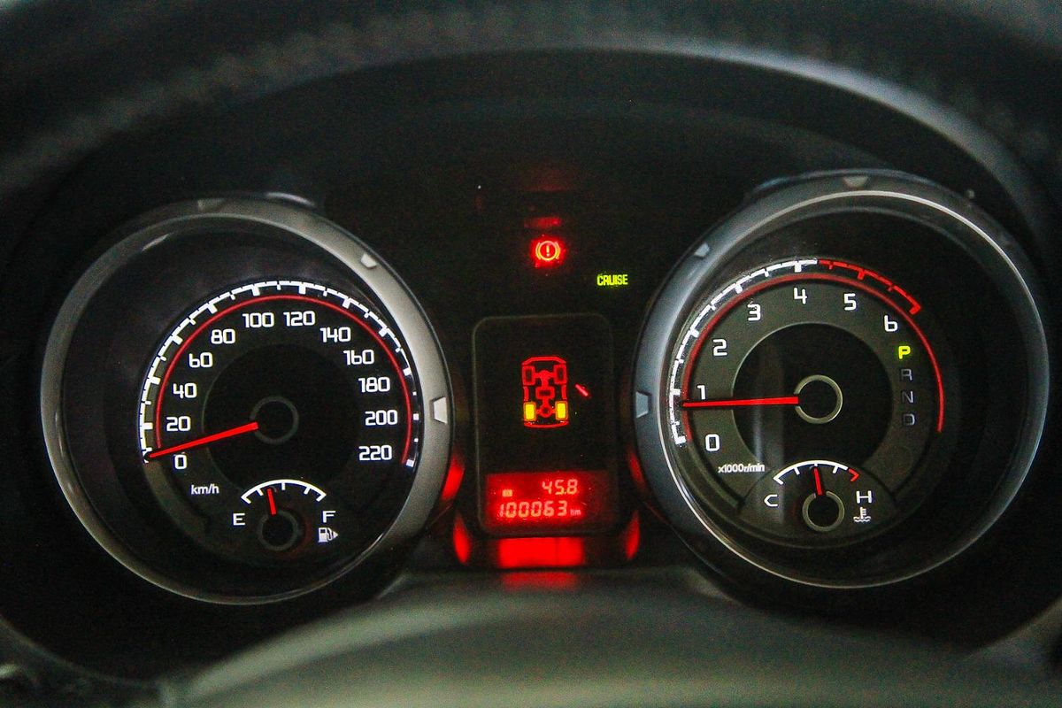 2017 Mitsubishi Pajero GLX NX