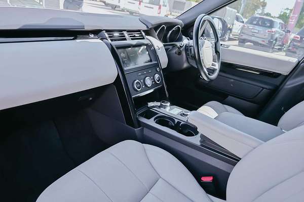 2018 Land Rover Discovery TD6 SE Series 5