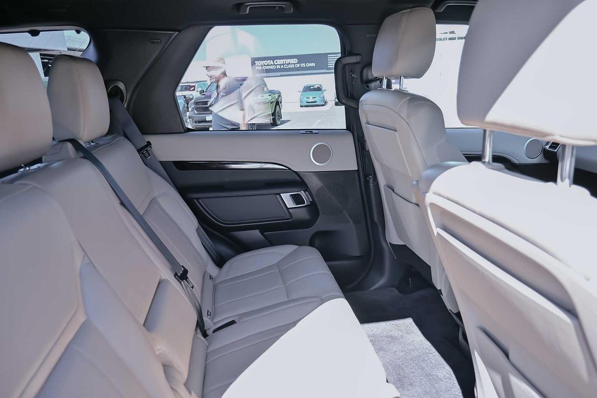 2018 Land Rover Discovery TD6 SE Series 5