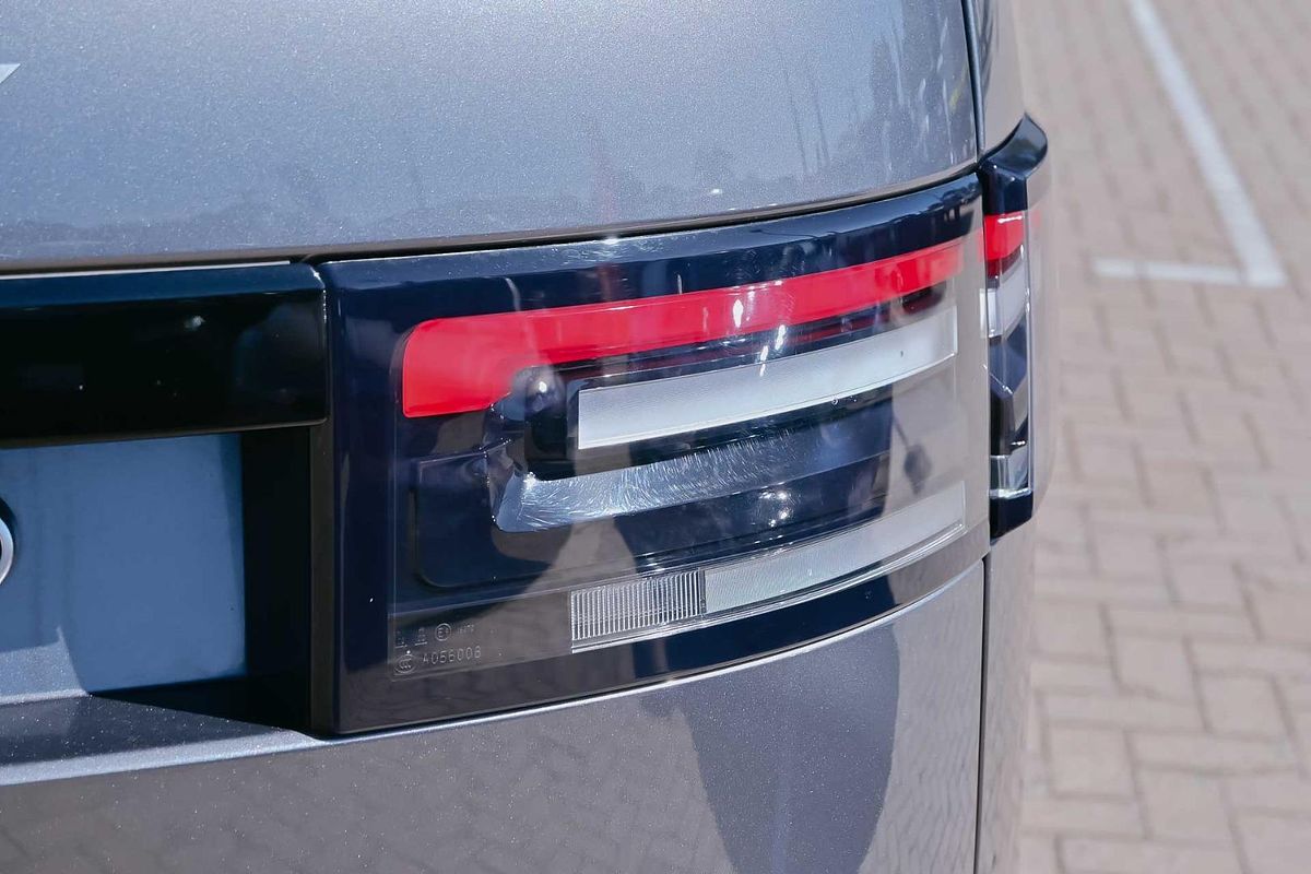 2018 Land Rover Discovery TD6 SE Series 5