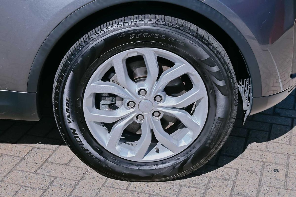 2018 Land Rover Discovery TD6 SE Series 5
