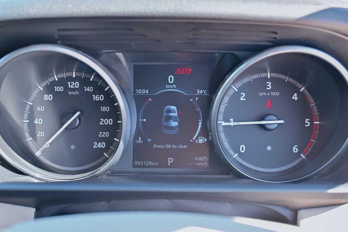 2018 Land Rover Discovery TD6 SE Series 5