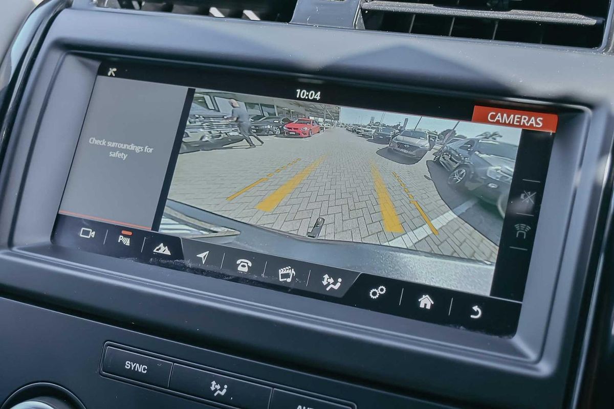 2018 Land Rover Discovery TD6 SE Series 5