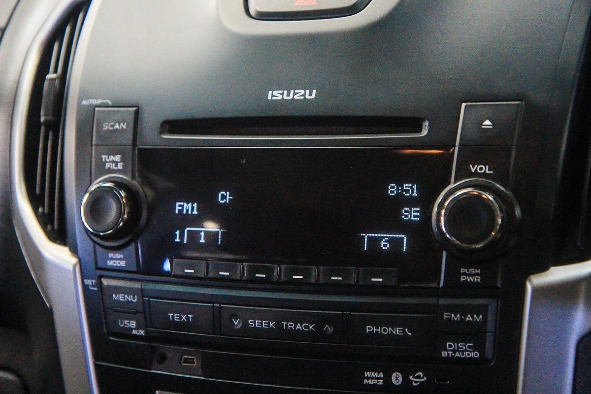 2014 Isuzu MU-X LS-M