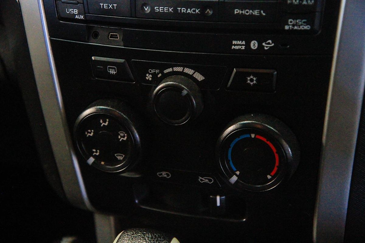 2014 Isuzu MU-X LS-M