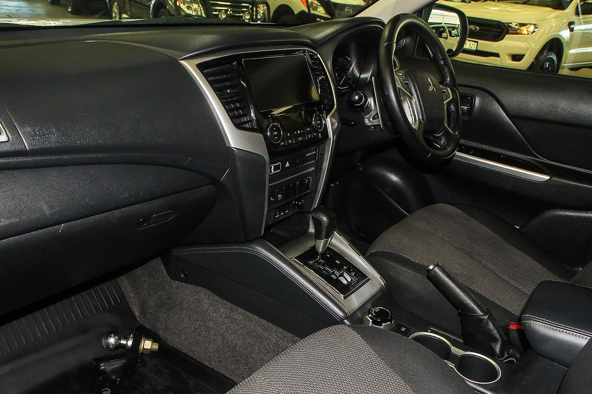 2019 Mitsubishi Triton GLS MR 4X4