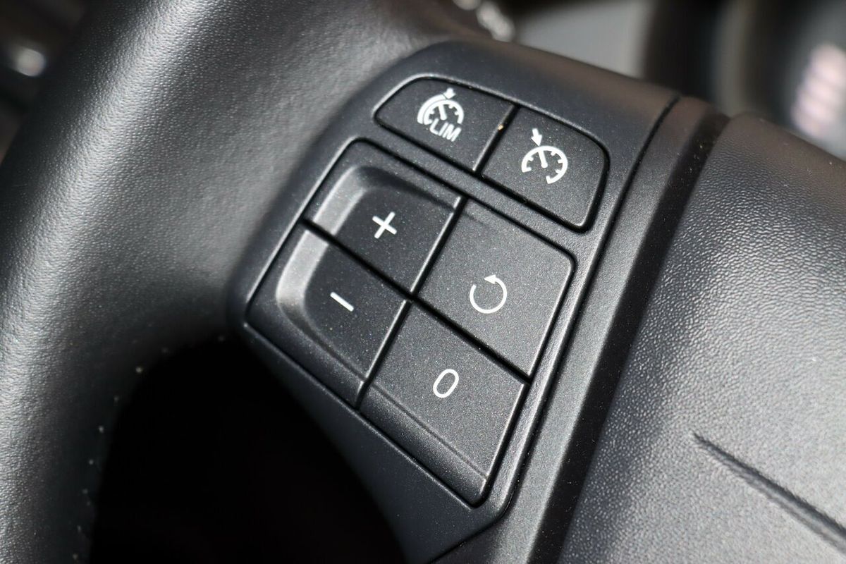 2016 Volvo V40 T3 Momentum