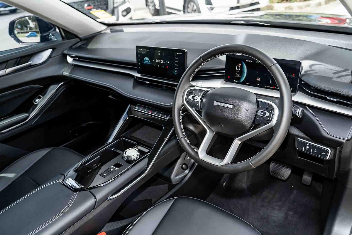 2022 GWM H6 Lux B01