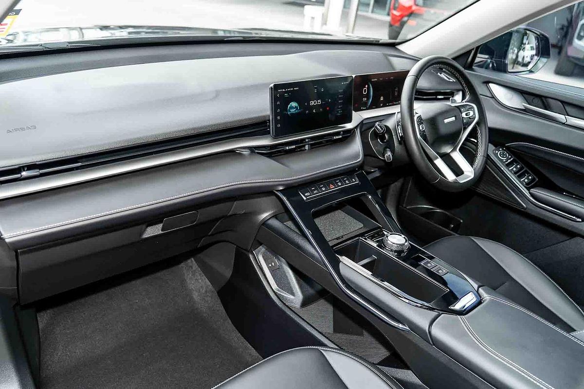 2022 GWM H6 Lux B01
