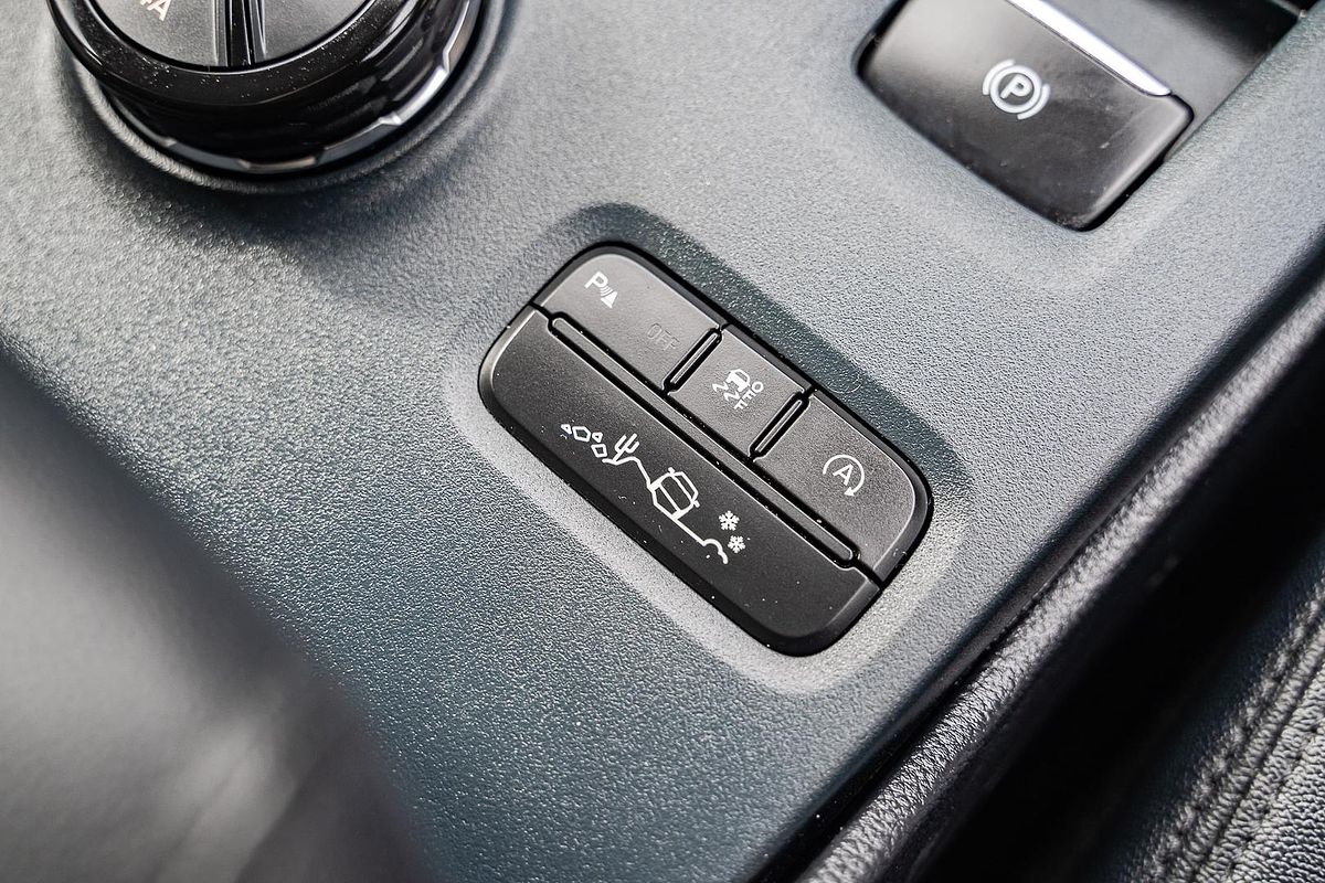 2023 Ford Everest Sport