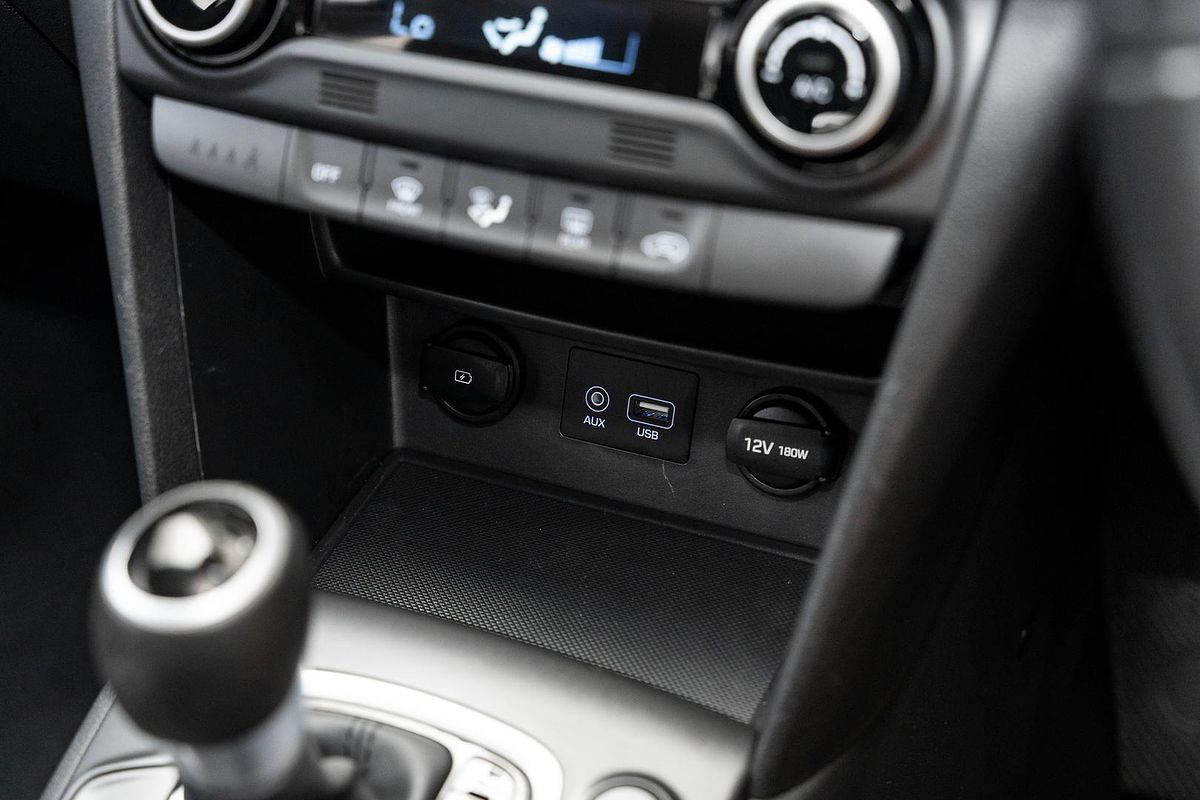 2020 Hyundai Kona Elite OS.3