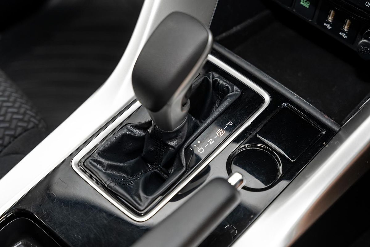 2022 Mitsubishi Eclipse Cross ES YB