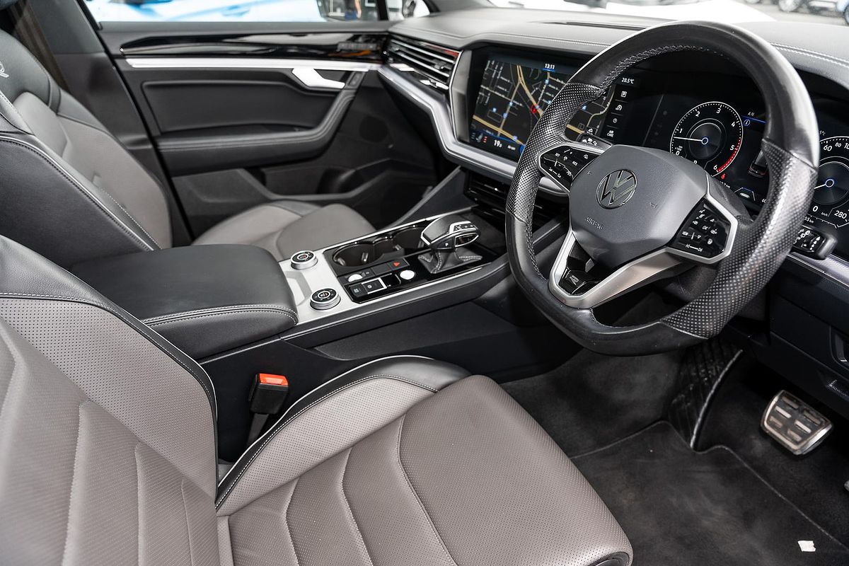 2023 Volkswagen Touareg 210TDI R-Line CR