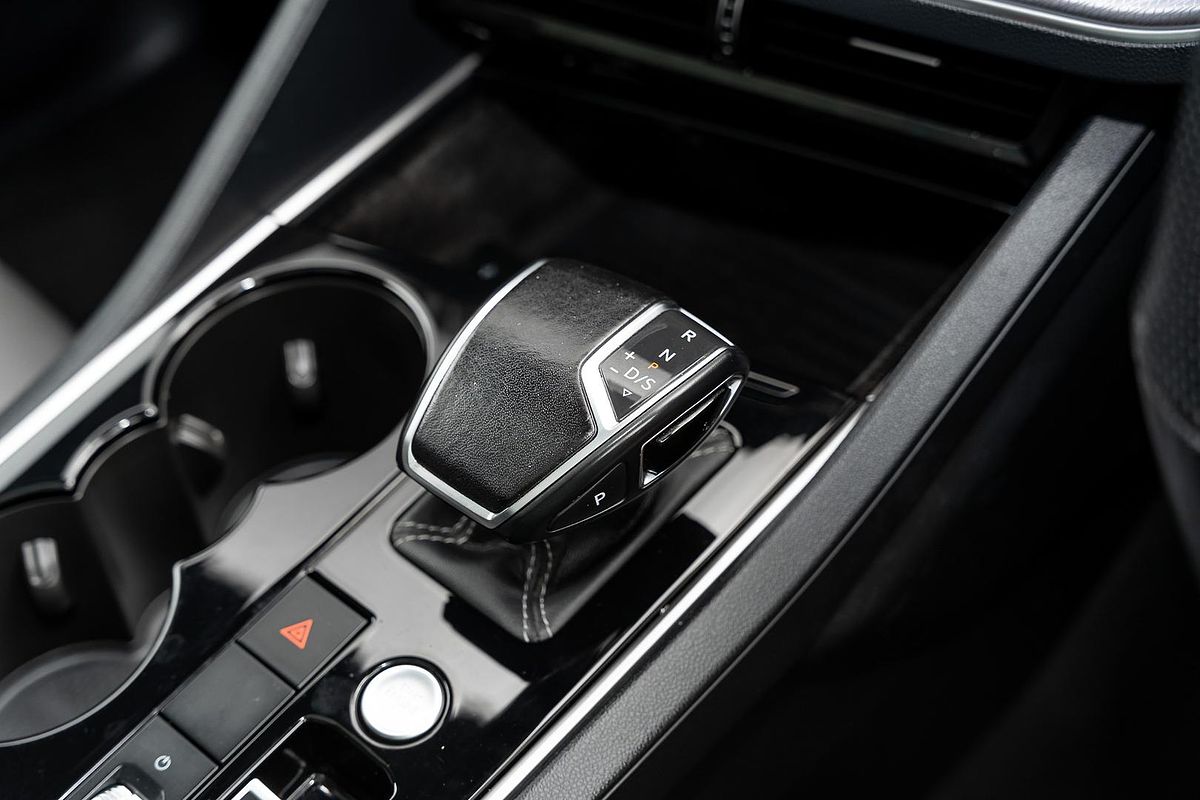 2023 Volkswagen Touareg 210TDI R-Line CR