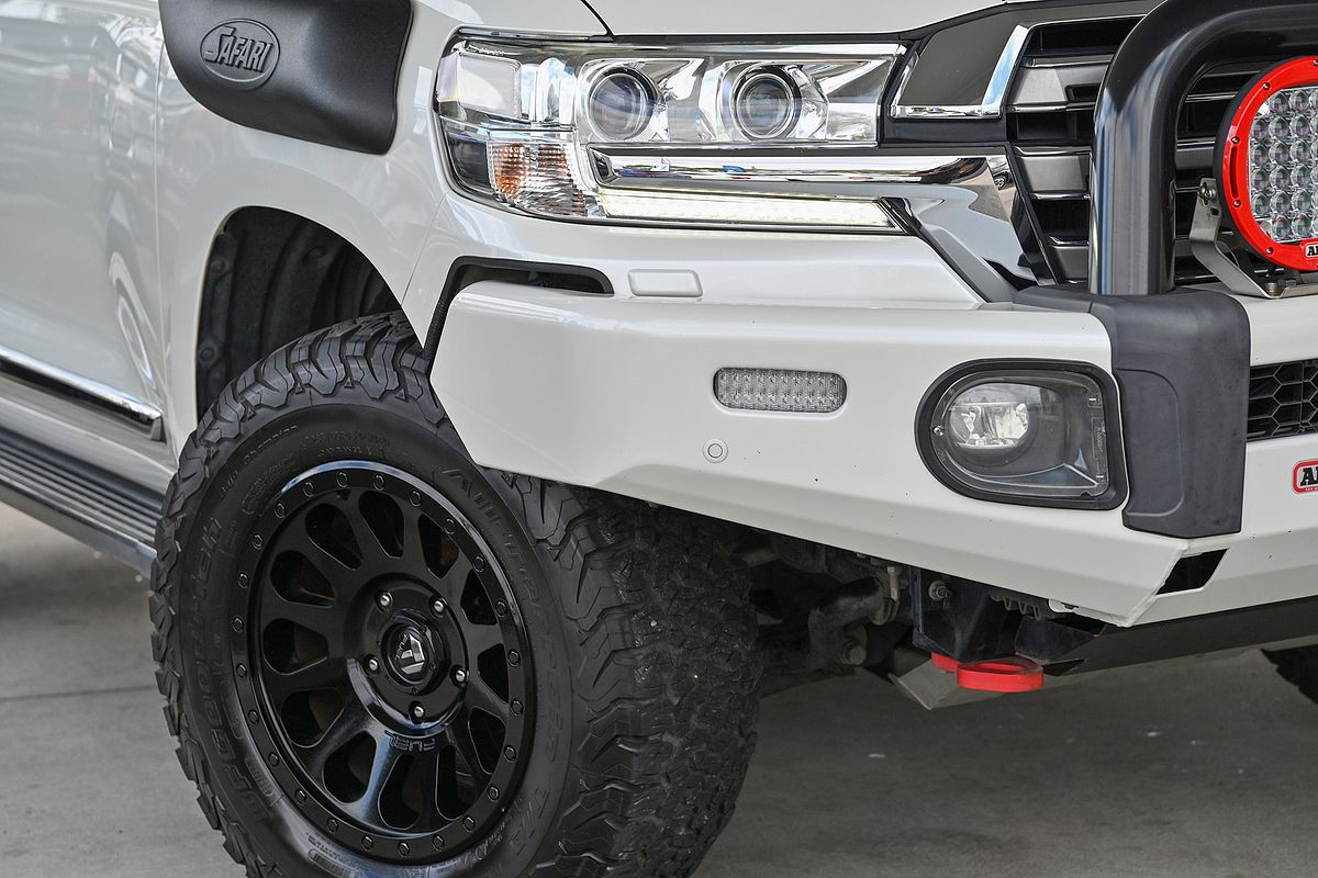 2016 Toyota Landcruiser Sahara VDJ200R