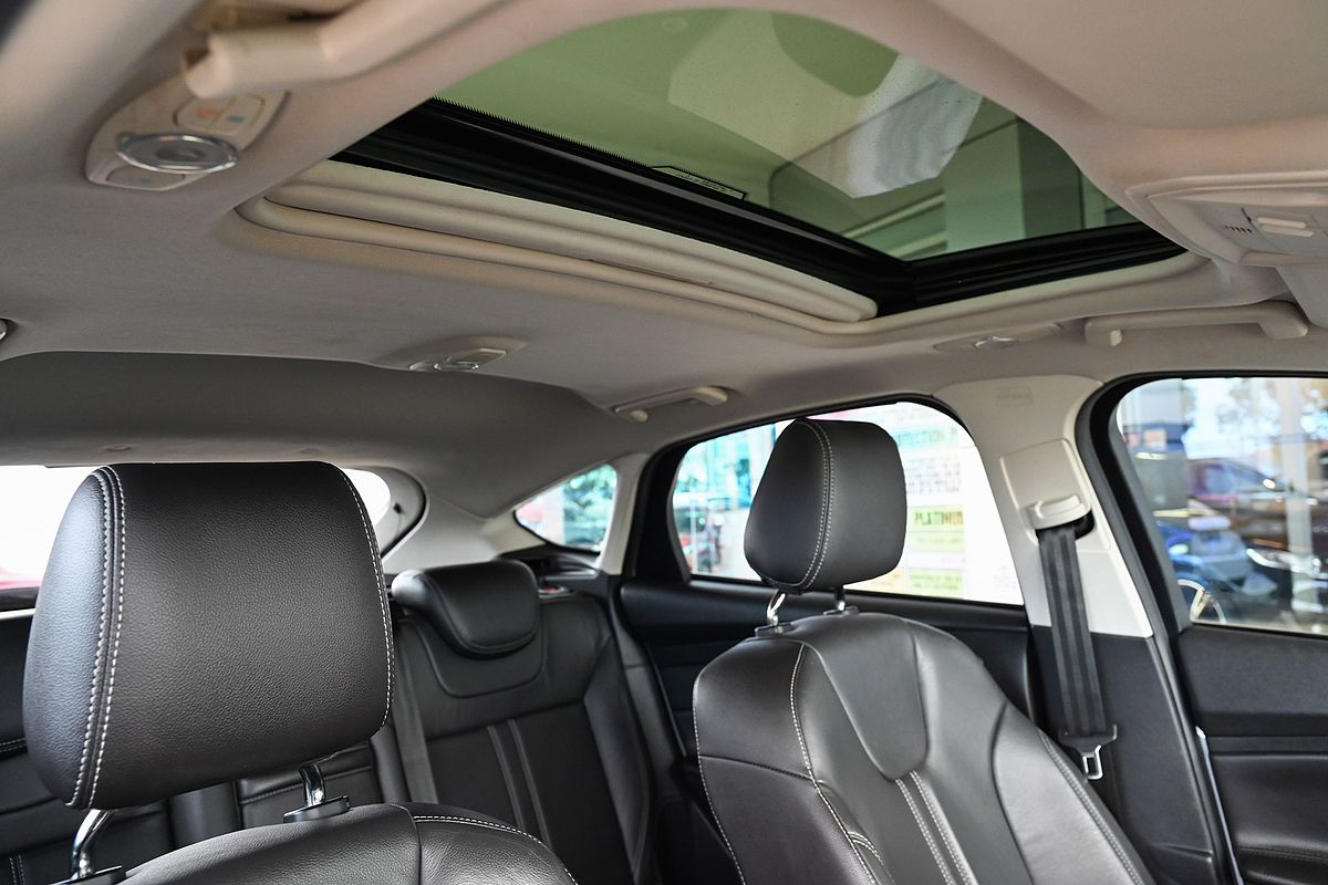 2014 Ford Focus Titanium LW MKII