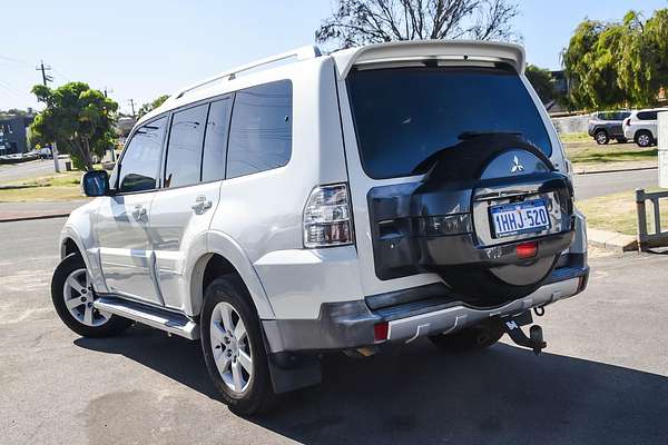 2007 Mitsubishi Pajero VR-X NS