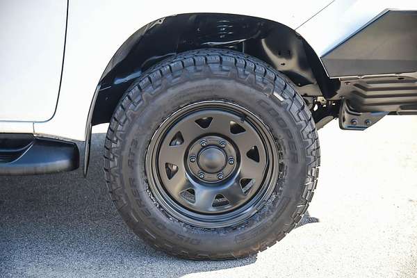 2017 Toyota Hilux SR GUN126R 4X4