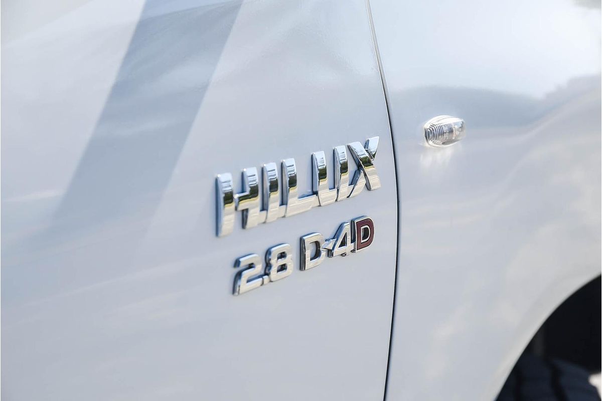 2017 Toyota Hilux SR GUN126R 4X4