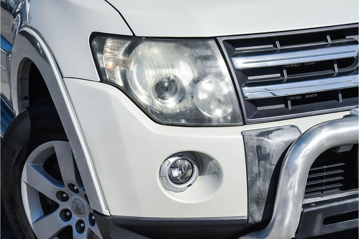 2007 Mitsubishi Pajero VR-X NS