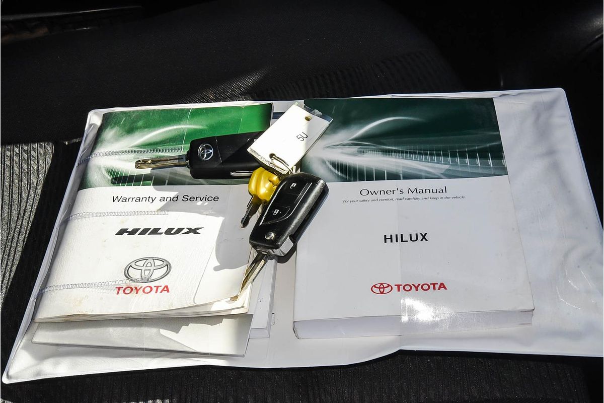 2017 Toyota Hilux SR GUN126R 4X4