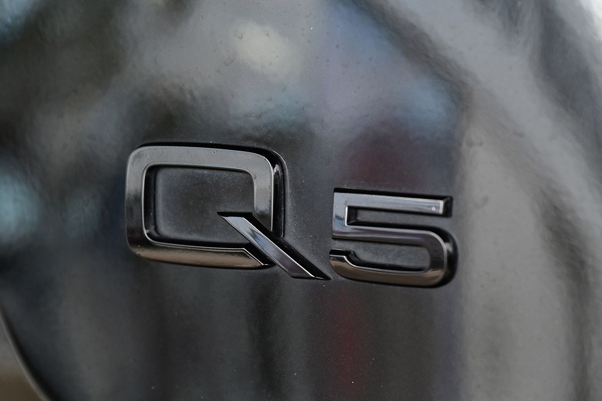 2021 Audi Q5 45 TFSI Sport FY