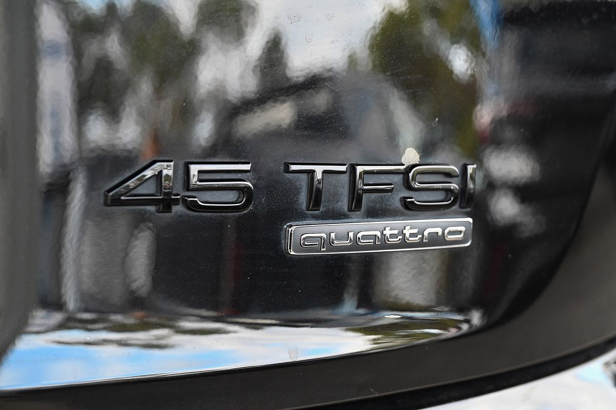 2021 Audi Q5 45 TFSI Sport FY