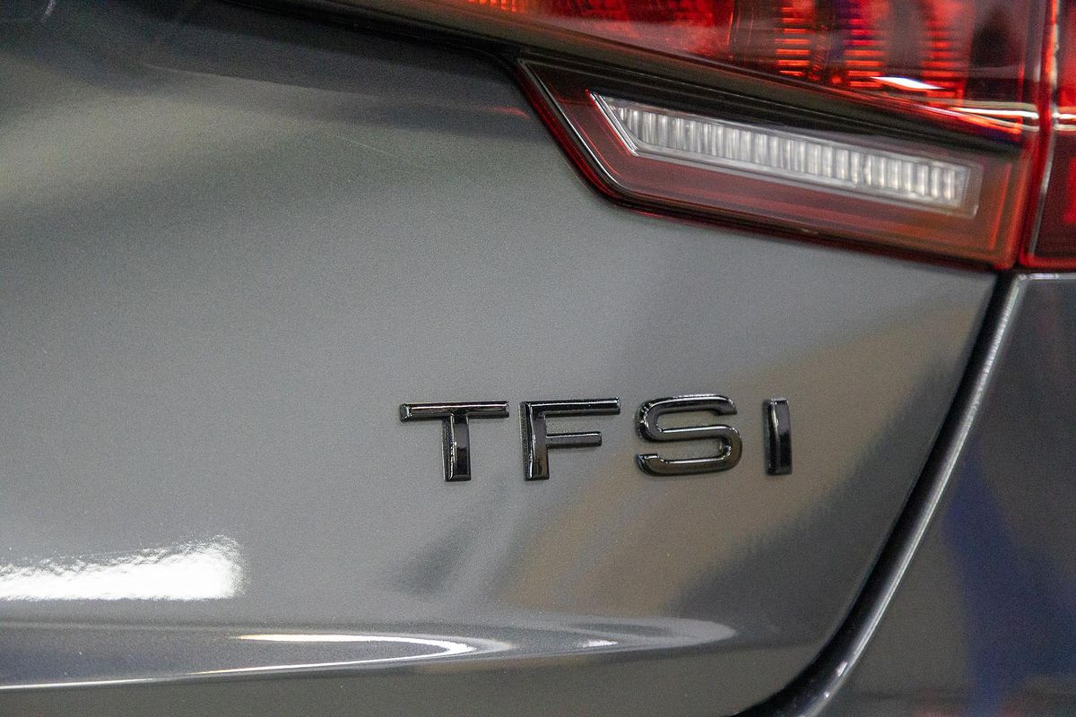 2019 Audi A4 40 TFSI S line B9